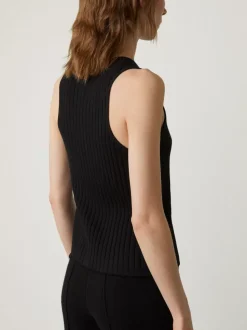 Store The Cameron Vest Women Vests